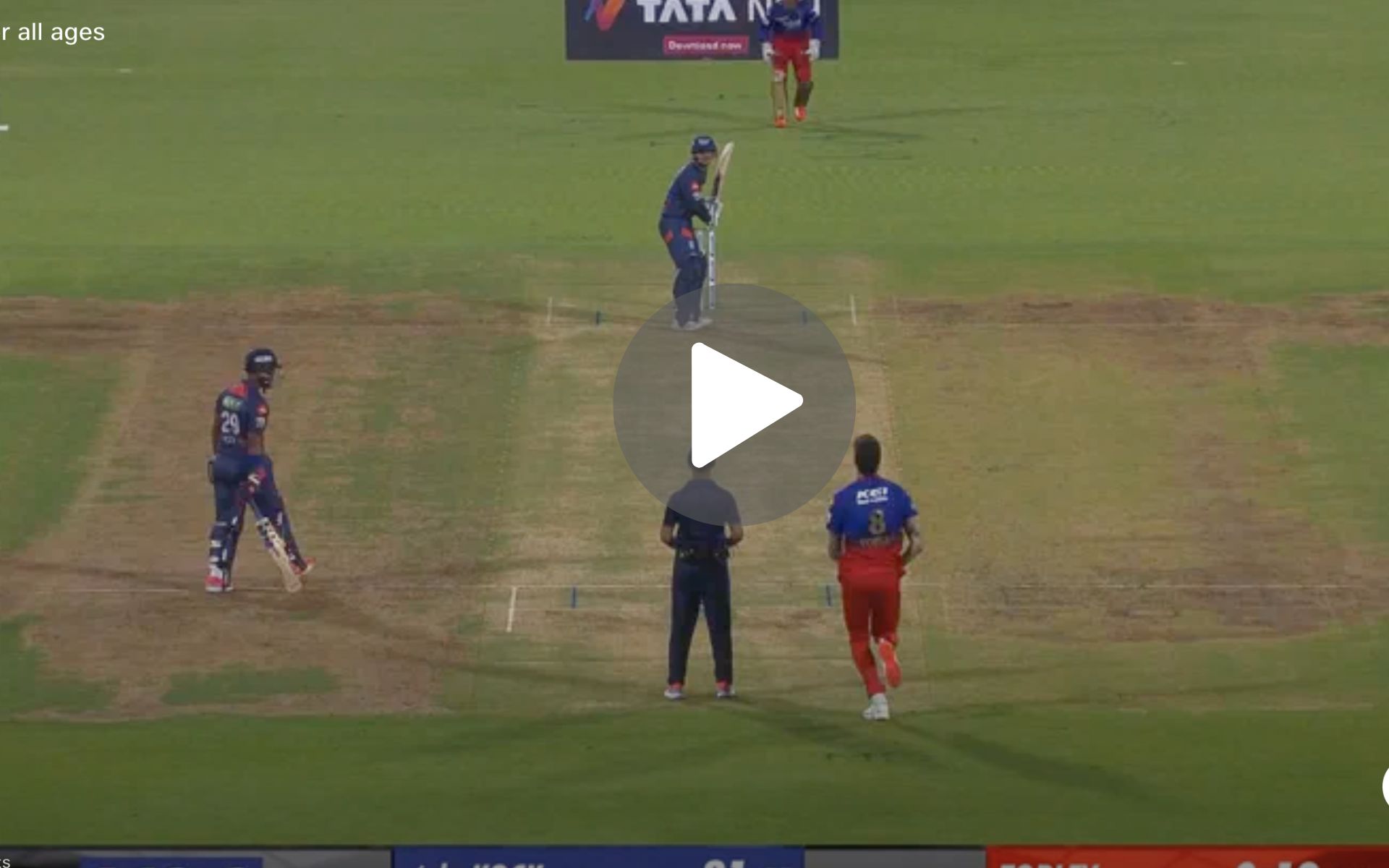 [Watch] RCB's Reece Topley Robs Quinton de Kock Of His Century; Sends Him Back To Hut